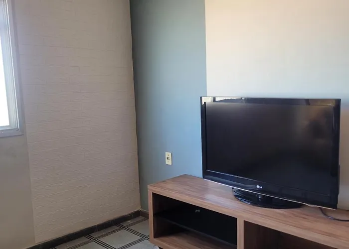 Apartamento Grande Em Itapua - Vila Velha