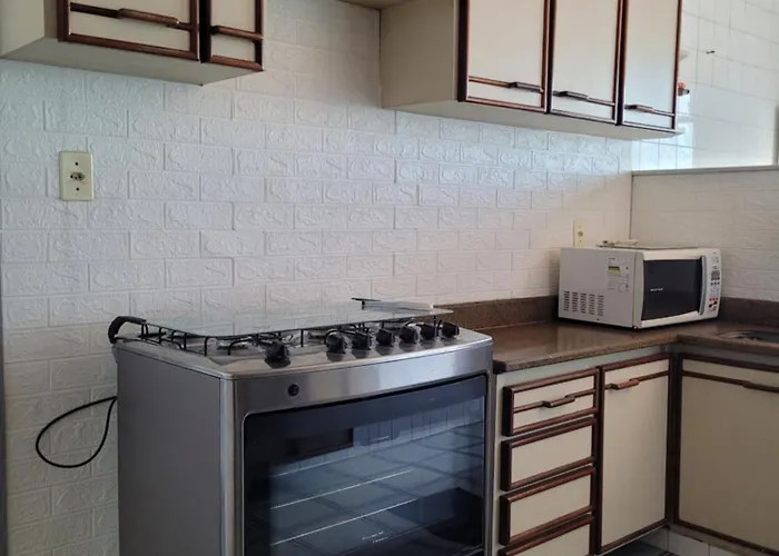 Apartamento Grande Em Itapua - Vila Velha